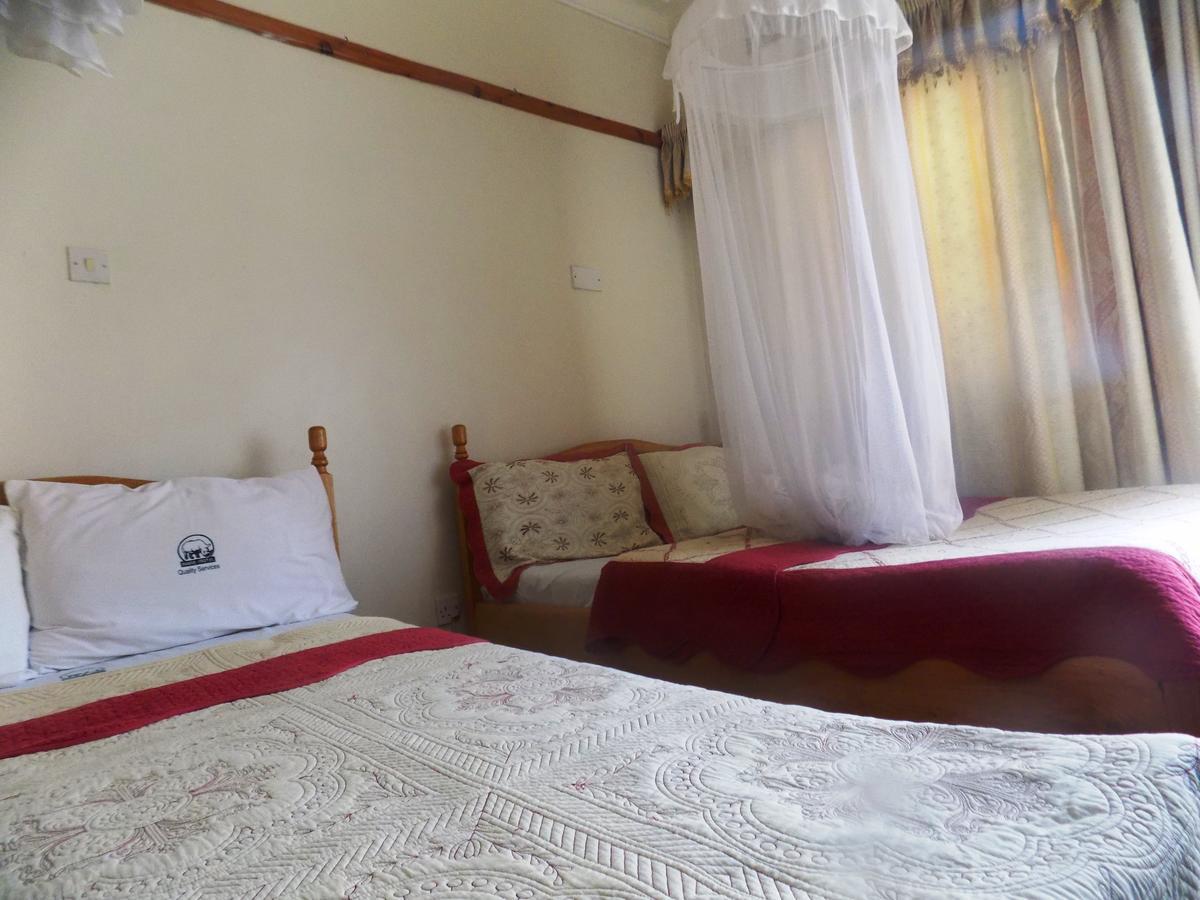 Rhino Motel Mbarara Buitenkant foto